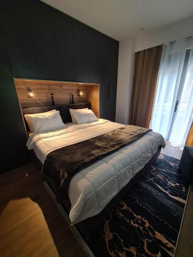 Grey Luxury Apartment Gjirokastër Exterior foto