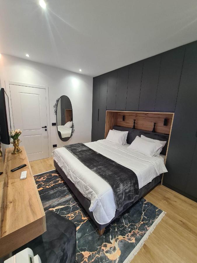 Grey Luxury Apartment Gjirokastër Exterior foto