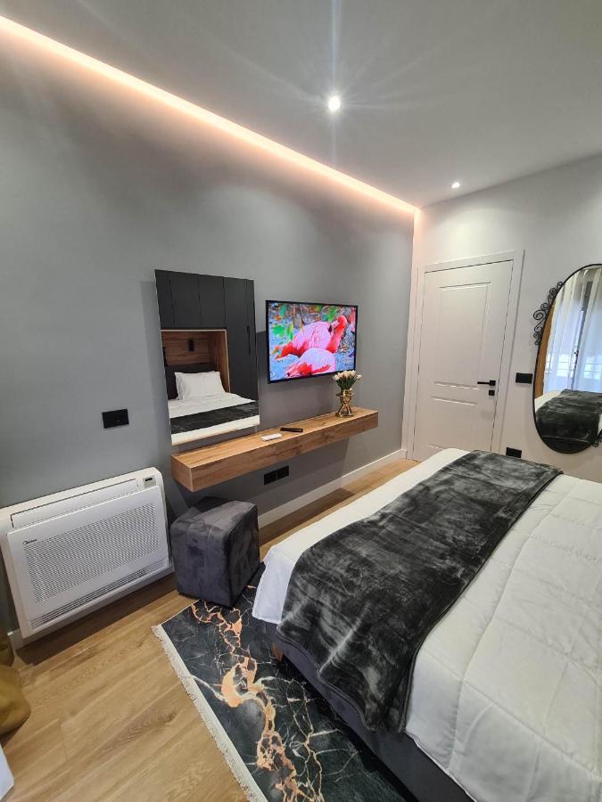 Grey Luxury Apartment Gjirokastër Exterior foto